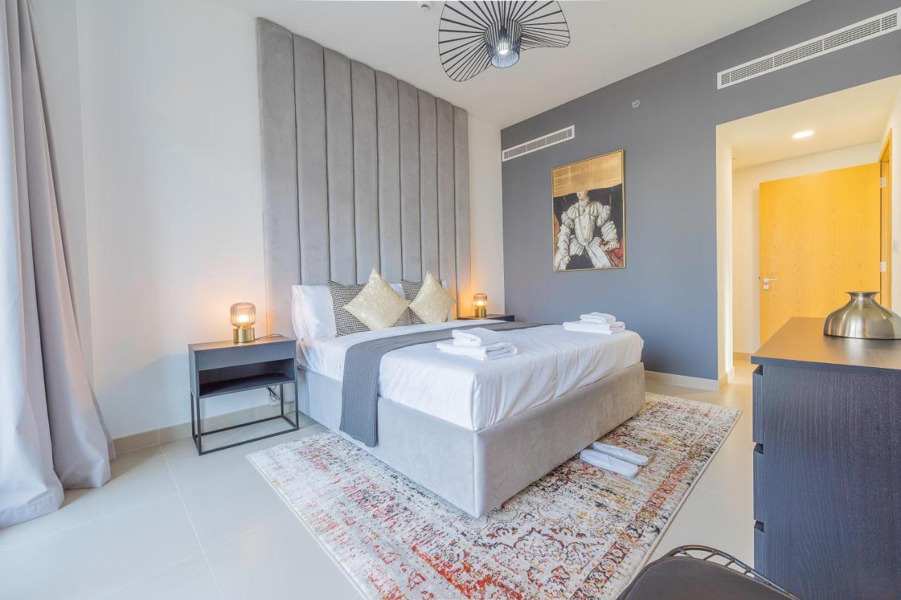 Nouveau Art Deco 3Br With Burj & Canal Views Dubai Exterior photo